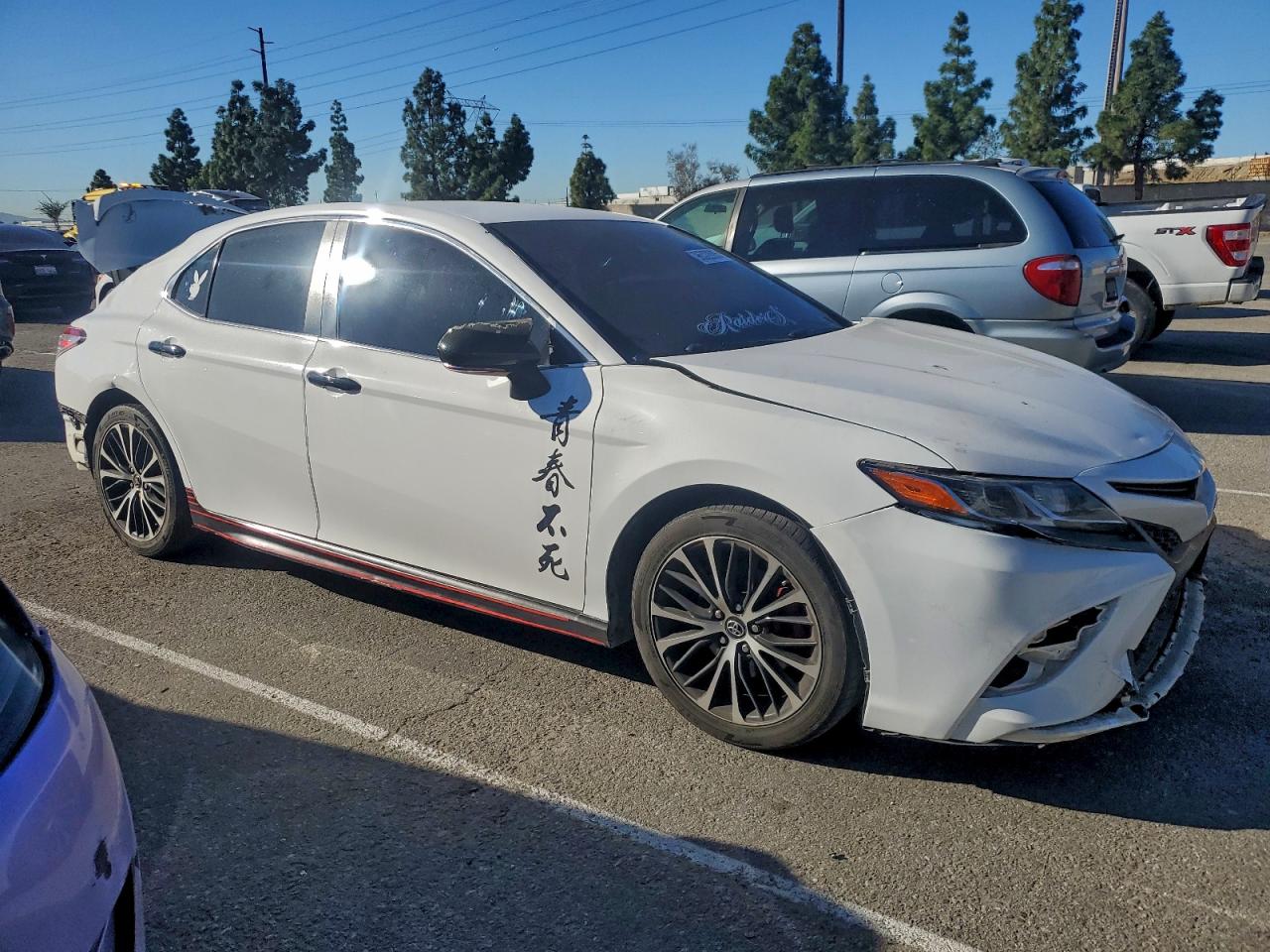 2019 TOYOTA CAMRY L photo 4