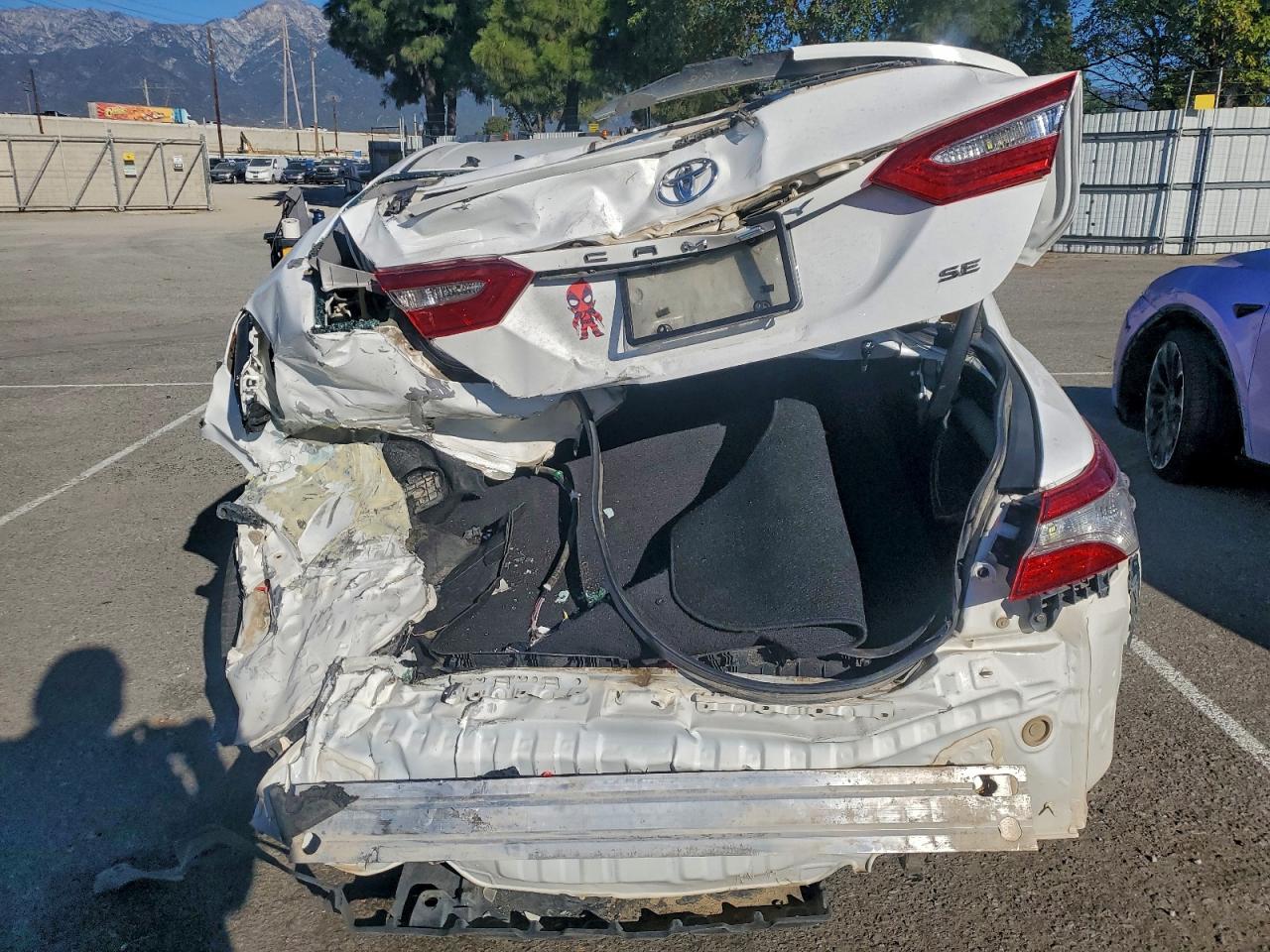 2019 TOYOTA CAMRY L photo 6