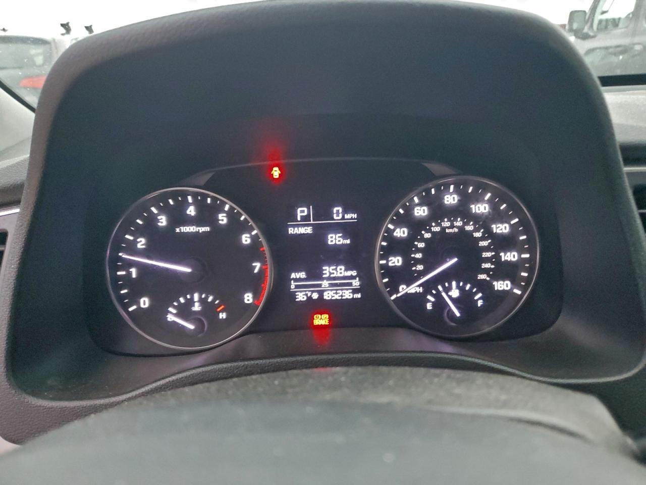 2017 HYUNDAI ELANTRA SE photo 9