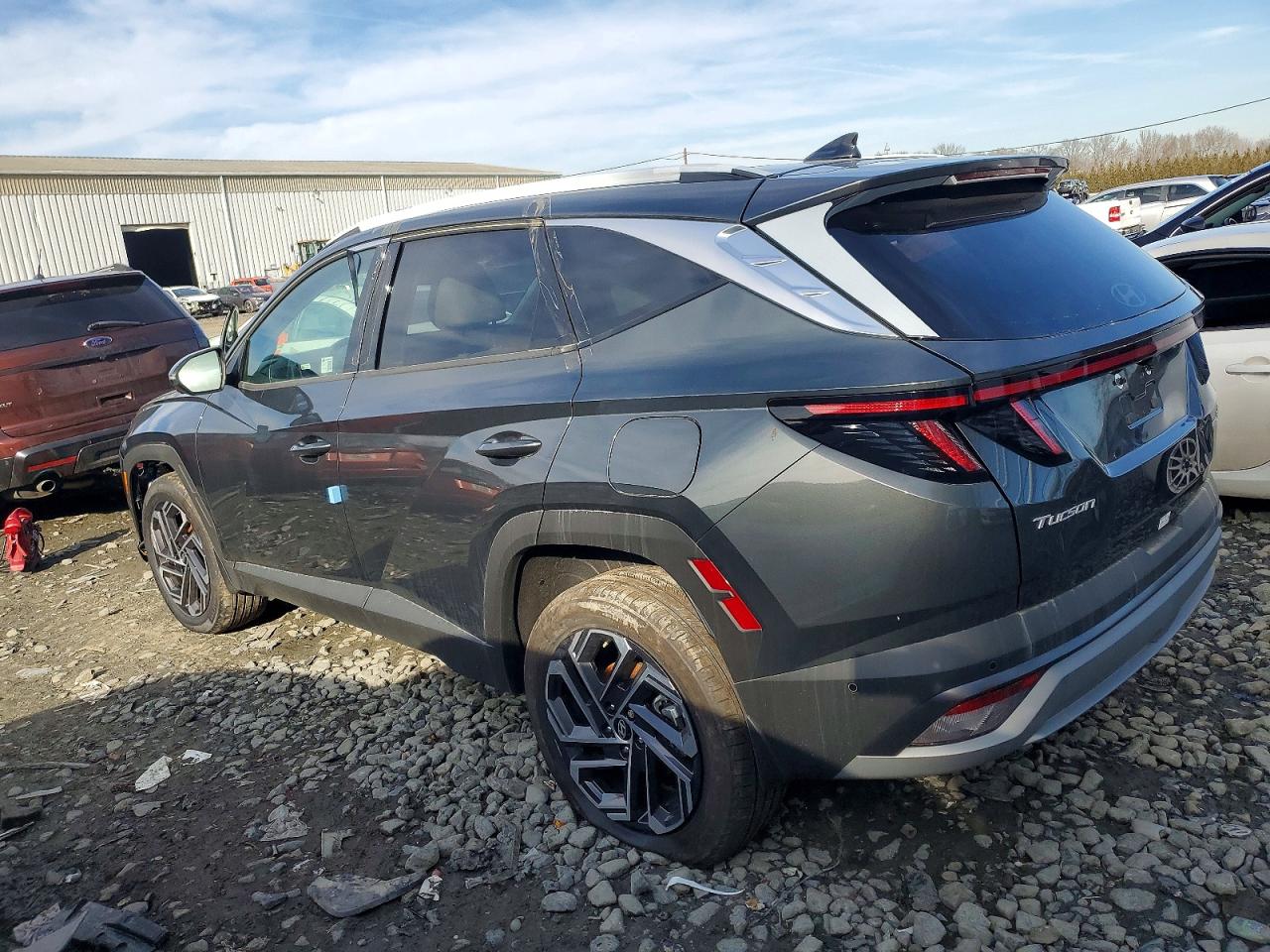 2025 HYUNDAI TUCSON photo 2