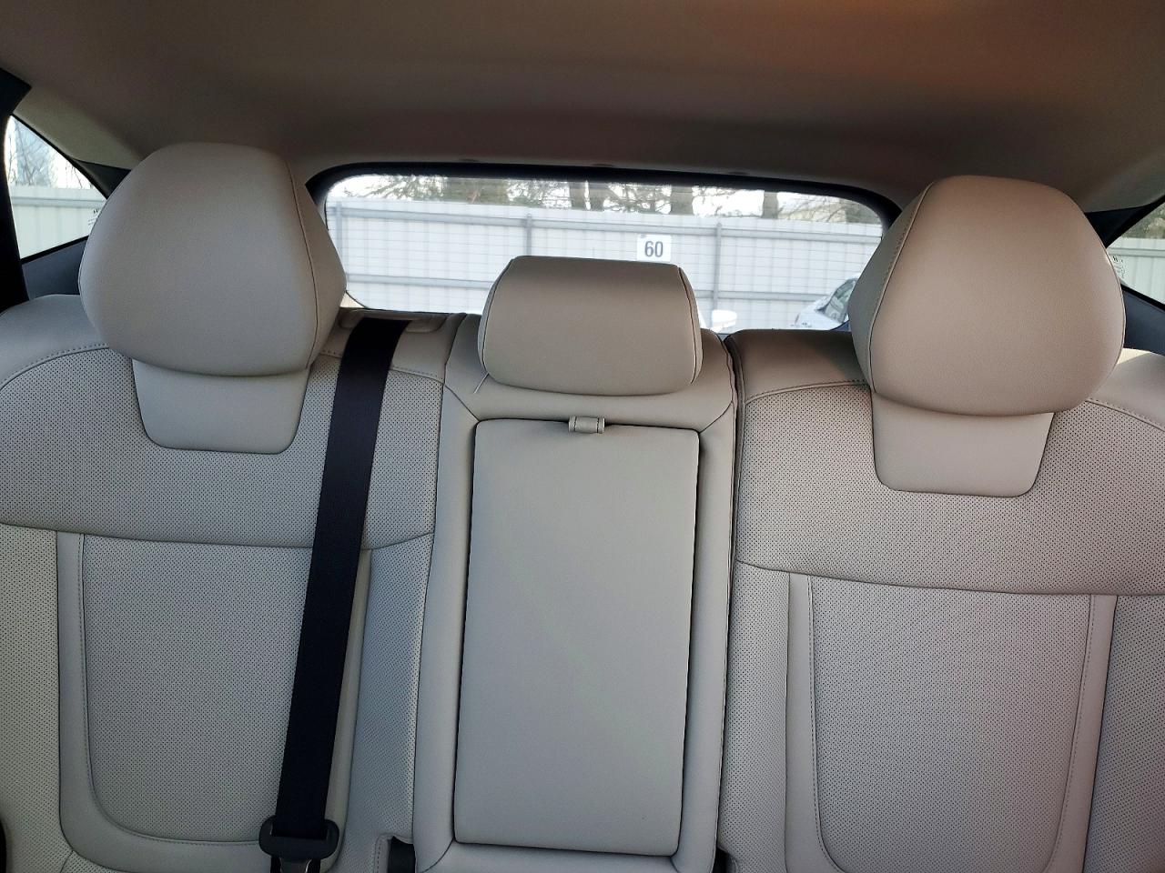 2025 HYUNDAI TUCSON photo 10