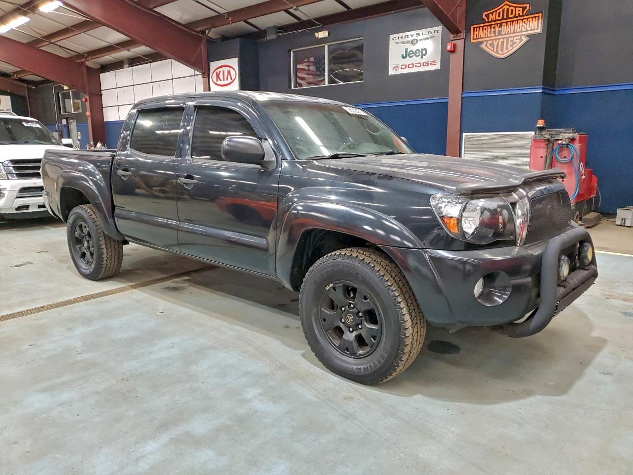 2009 TOYOTA TACOMA DOUBLE CAB photo 4