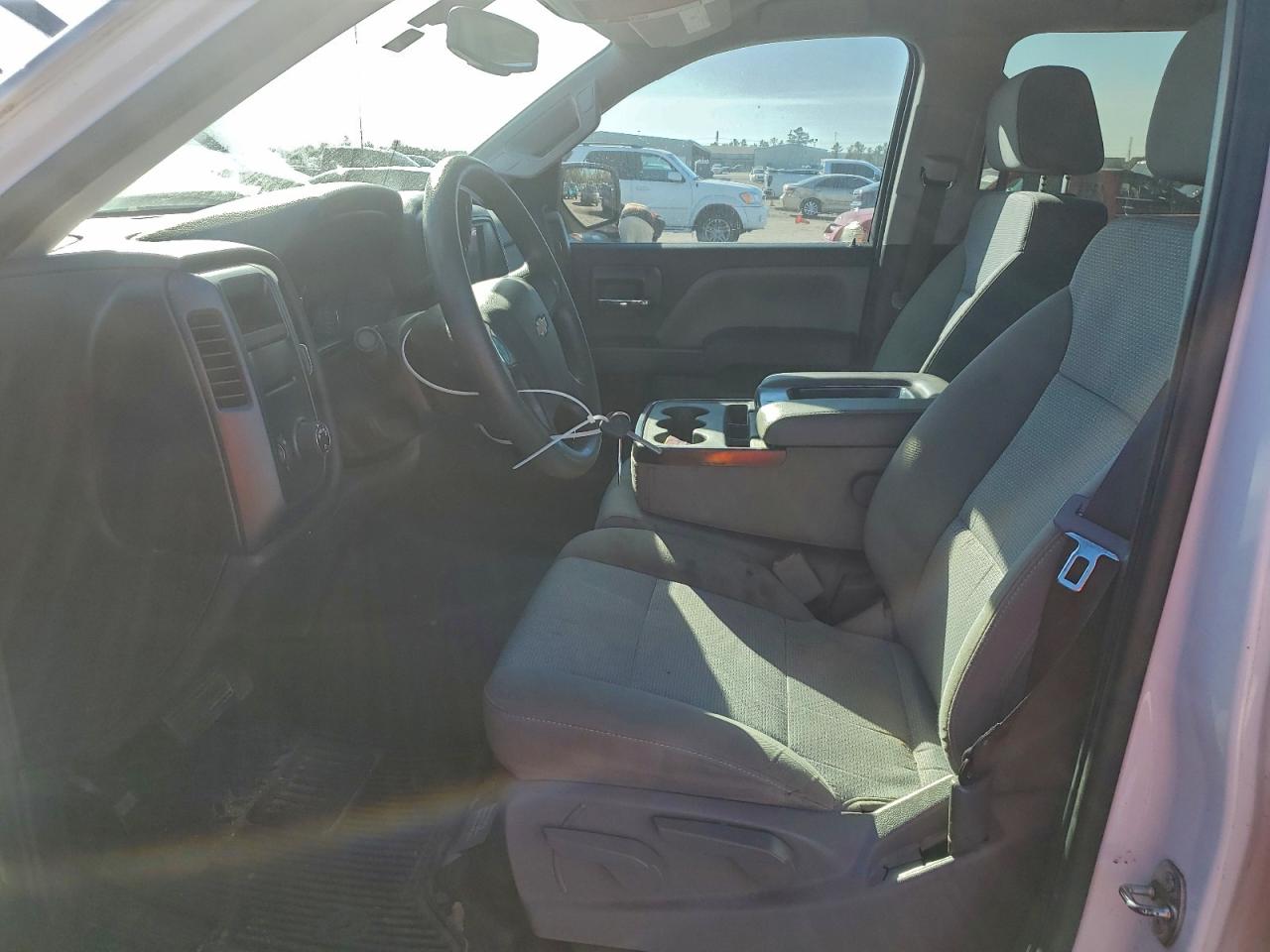 2017 CHEVROLET SILVERADO C1500 photo 7