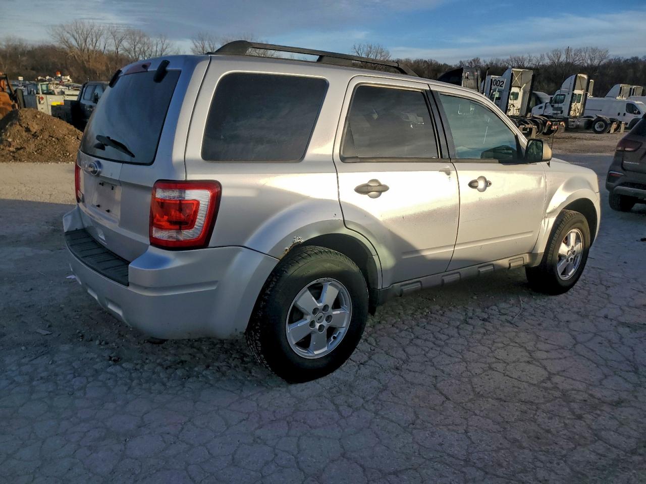 2012 FORD ESCAPE XLT photo 3