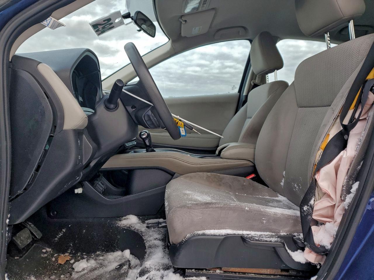 2016 HONDA HR-V LX photo 7