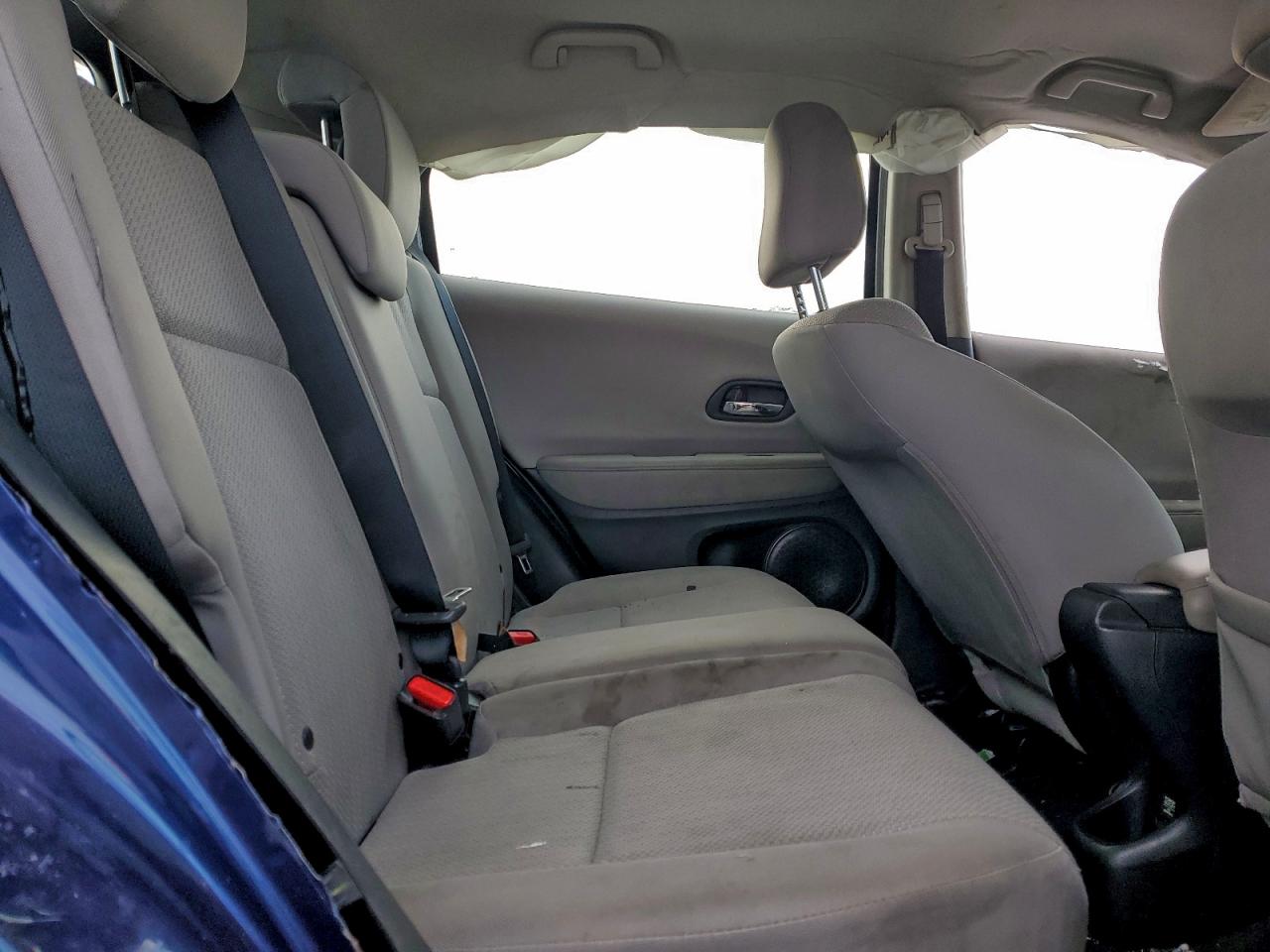 2016 HONDA HR-V LX photo 11