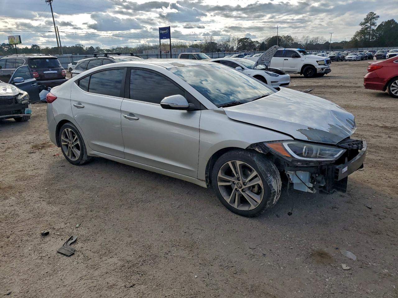 2018 HYUNDAI ELANTRA SEL photo 4