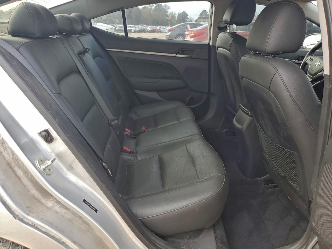 2018 HYUNDAI ELANTRA SEL photo 10