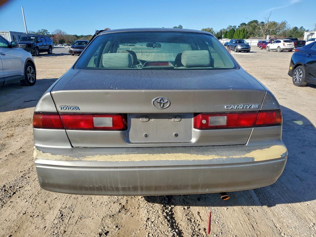 1999 TOYOTA CAMRY CE photo 11