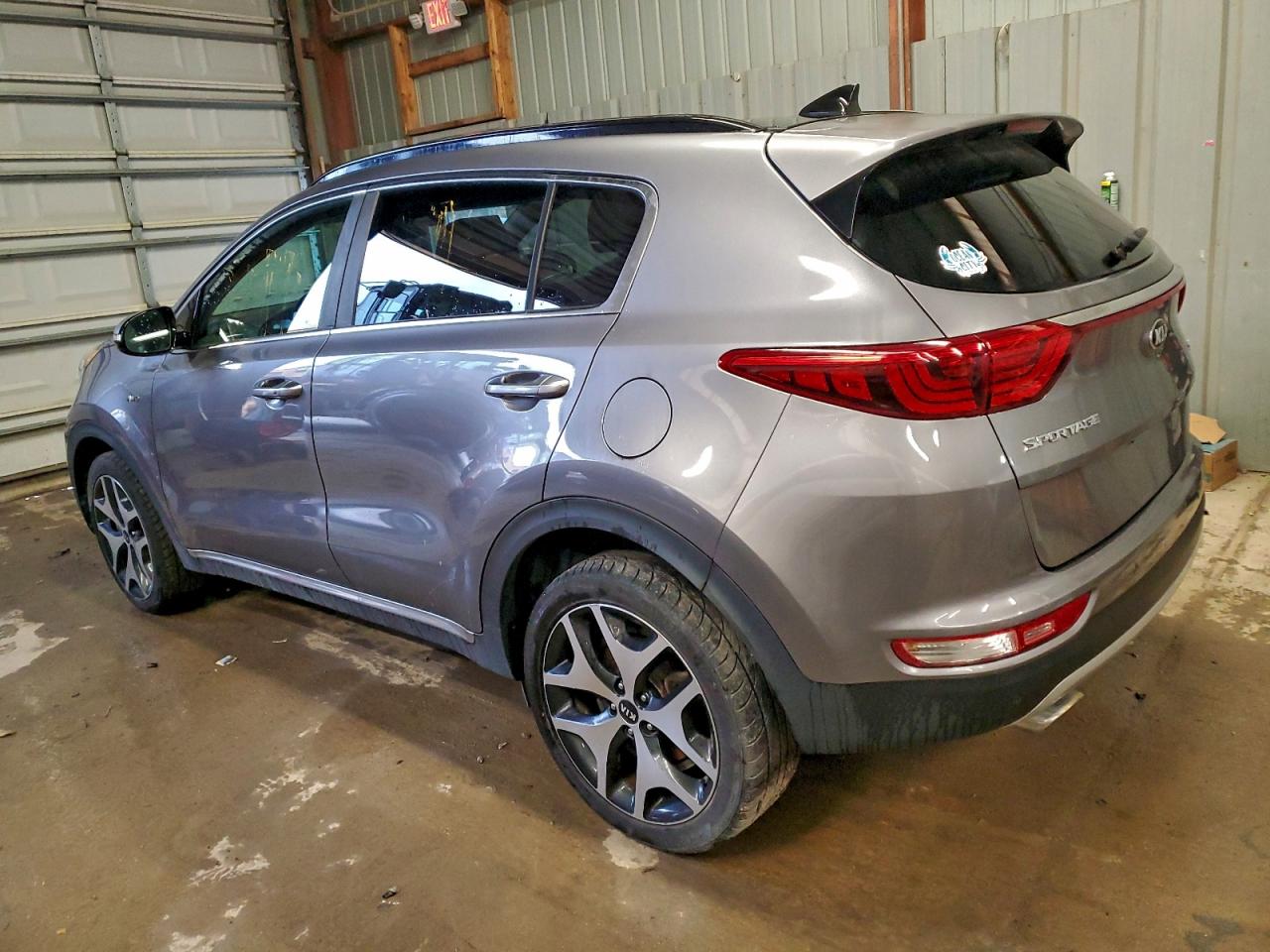 2018 KIA SPORTAGE SX photo 2
