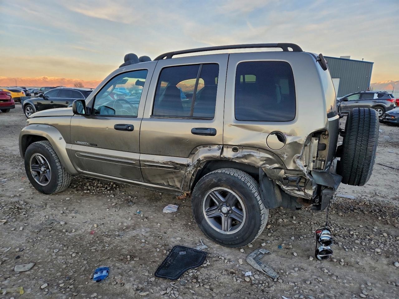 2003 JEEP LIBERTY photo 2