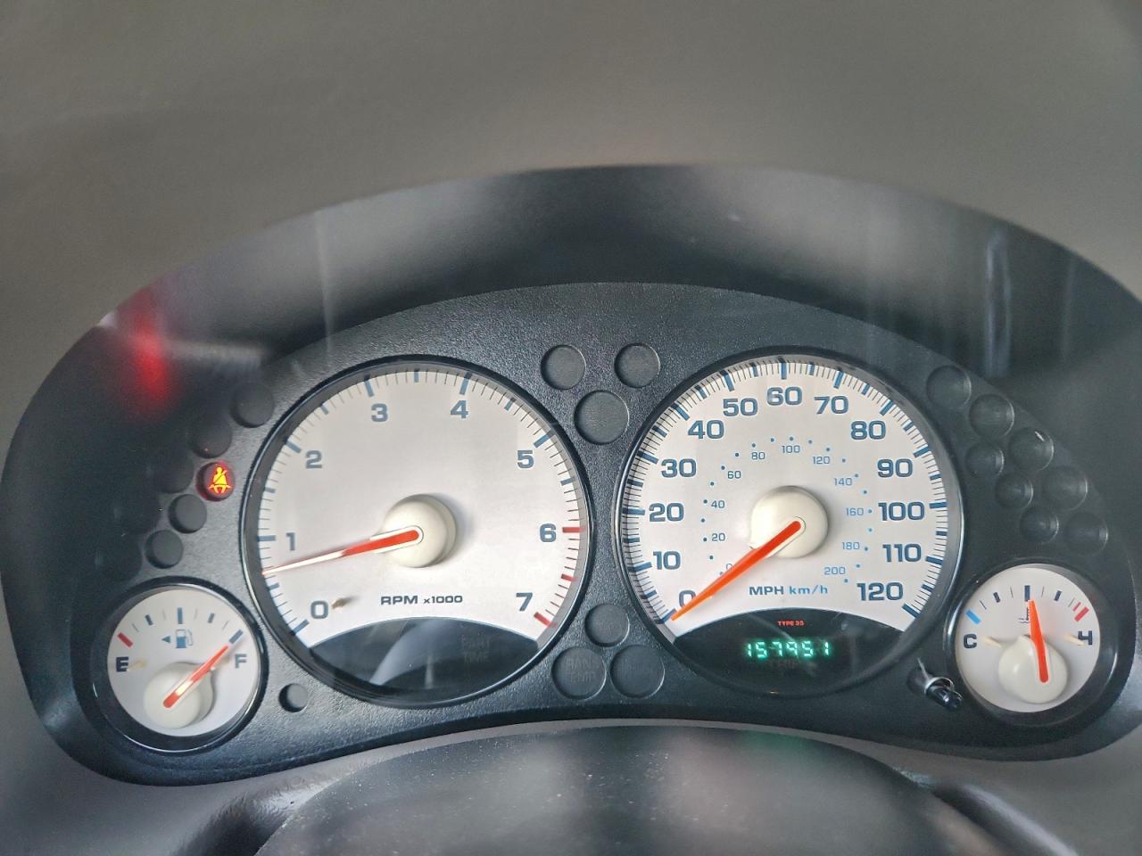 2003 JEEP LIBERTY photo 9