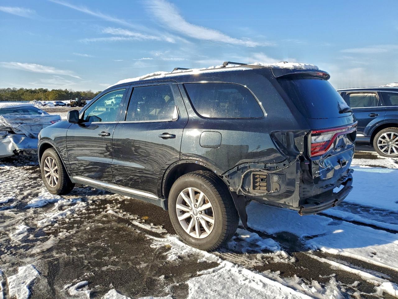 2015 DODGE DURANGO SXT photo 2