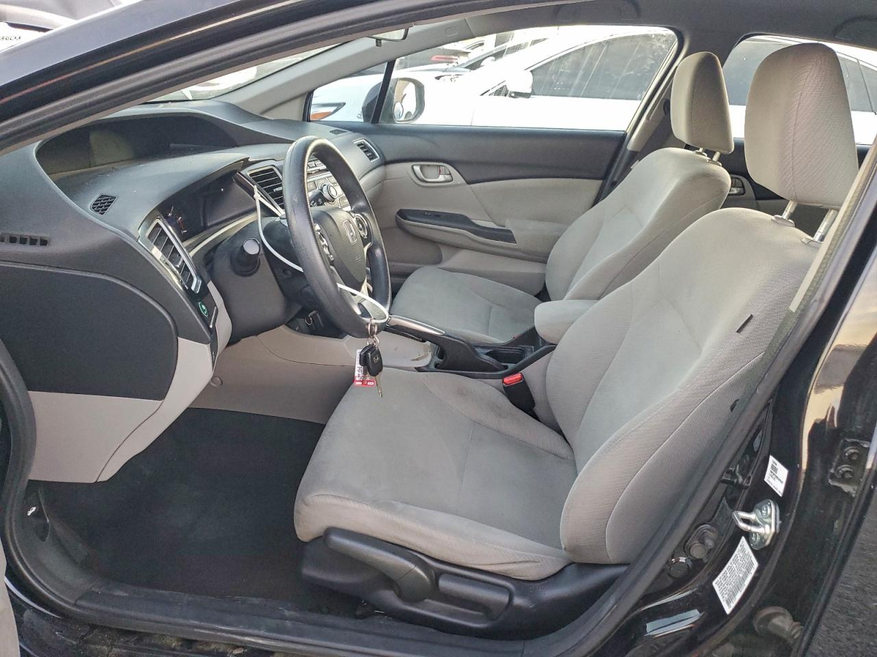 2013 HONDA CIVIC LX photo 13