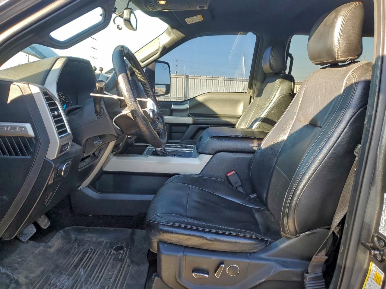 2015 FORD F150 SUPERCREW photo 13