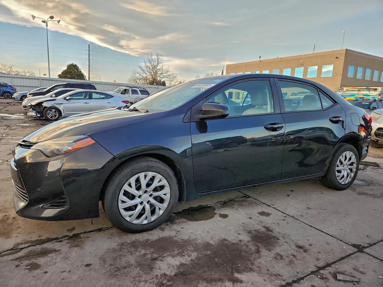 2017 TOYOTA COROLLA