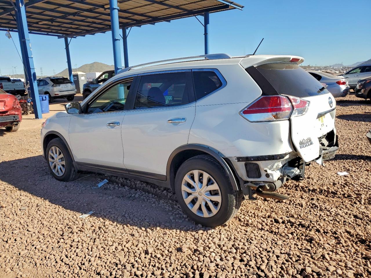 2016 NISSAN ROGUE S photo 2