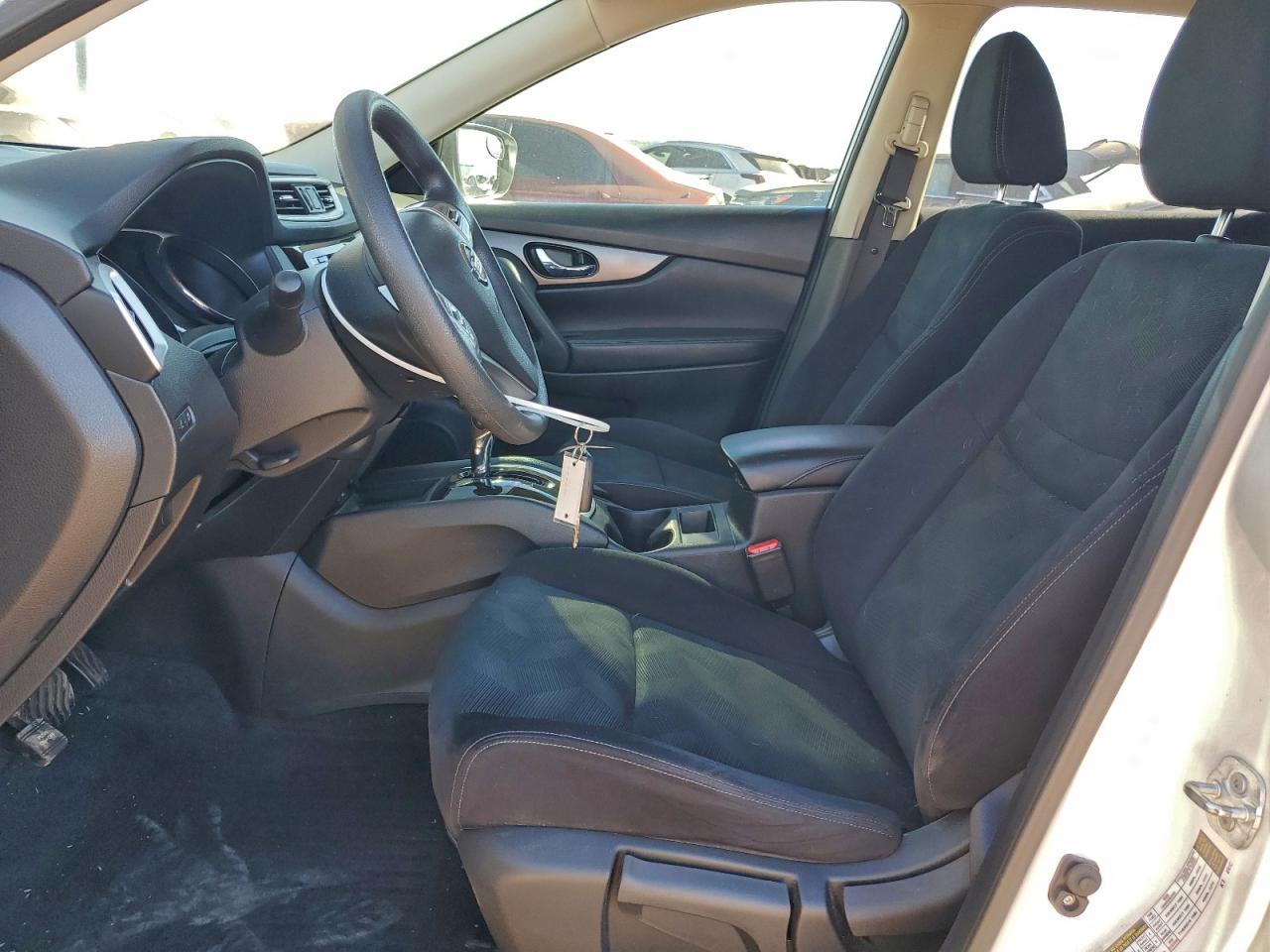 2016 NISSAN ROGUE S photo 7