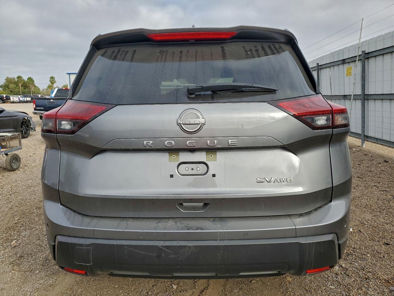 2024 NISSAN ROGUE SV photo 6