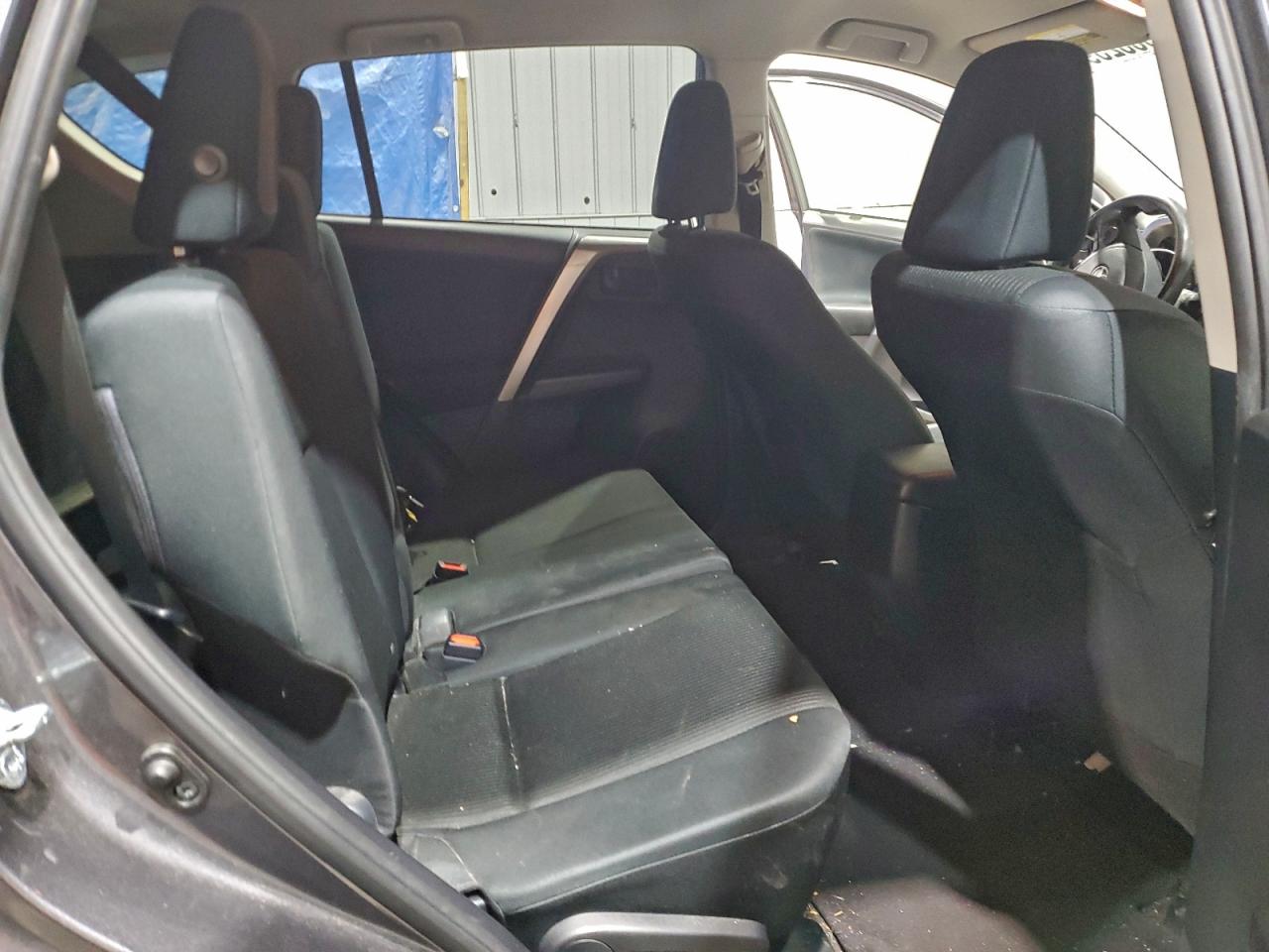 2017 TOYOTA RAV4 LE photo 11