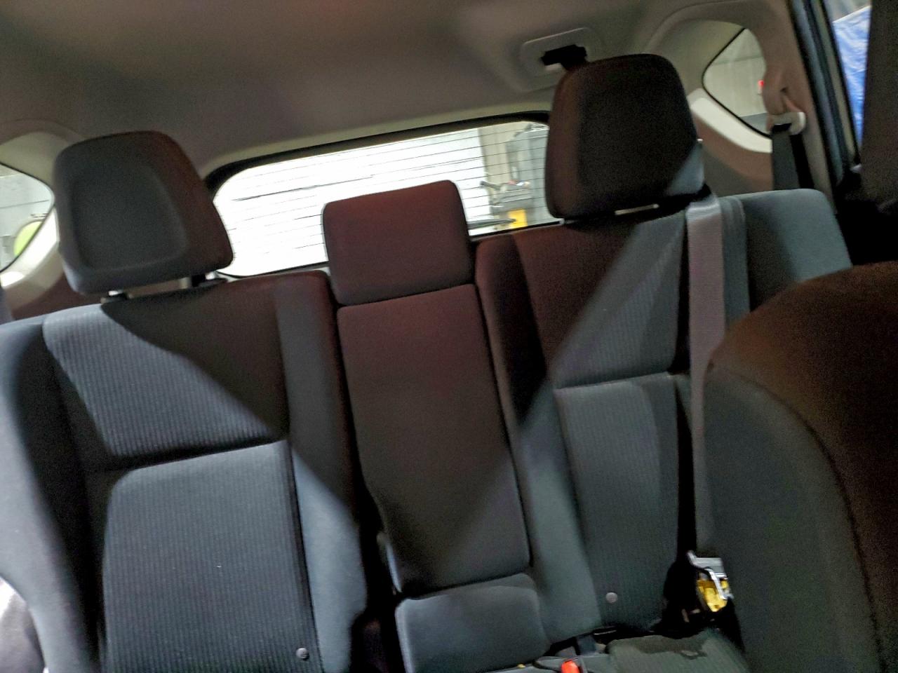 2017 TOYOTA RAV4 LE photo 10