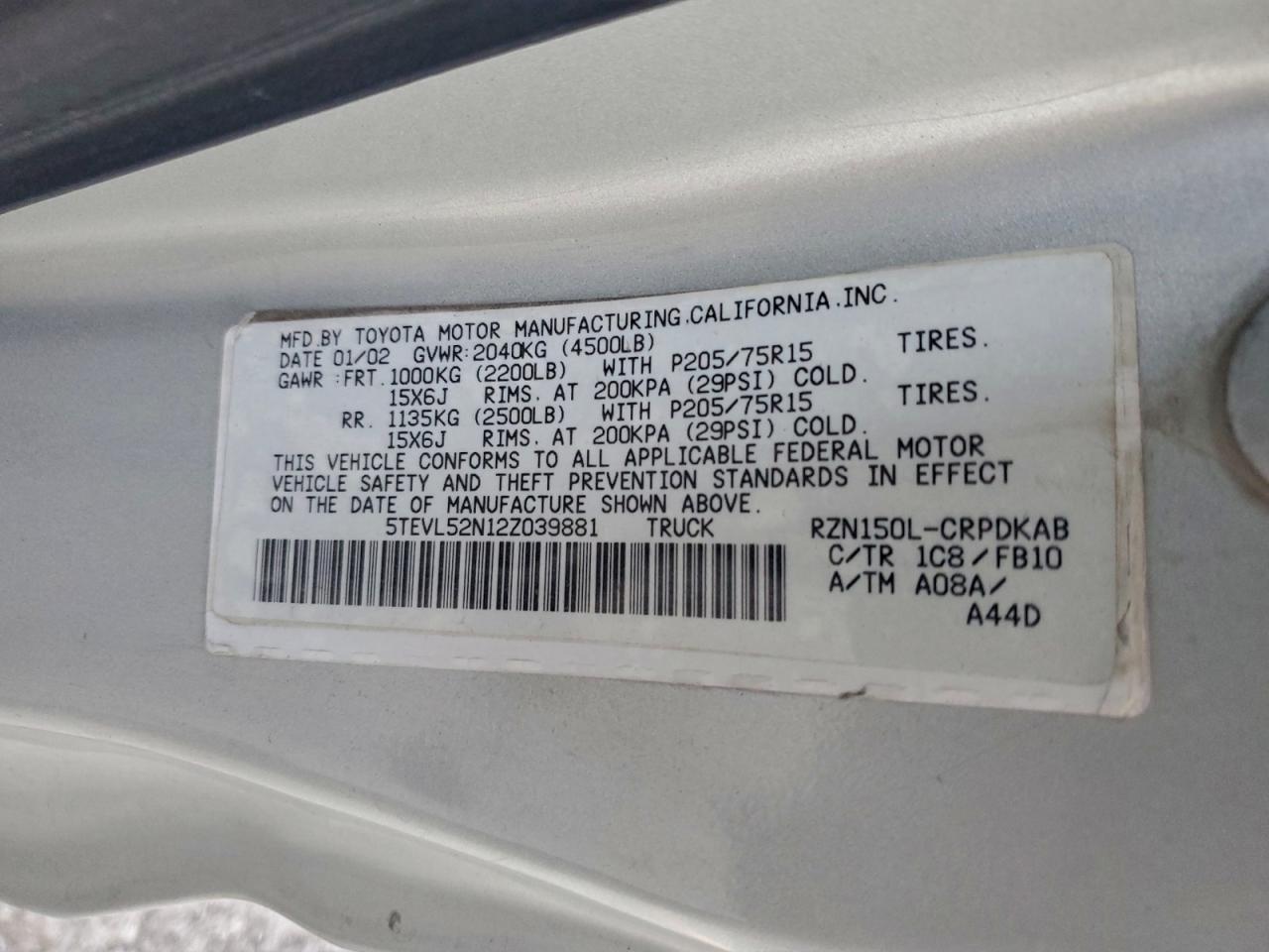 2002 TOYOTA TACOMA BASE photo 12