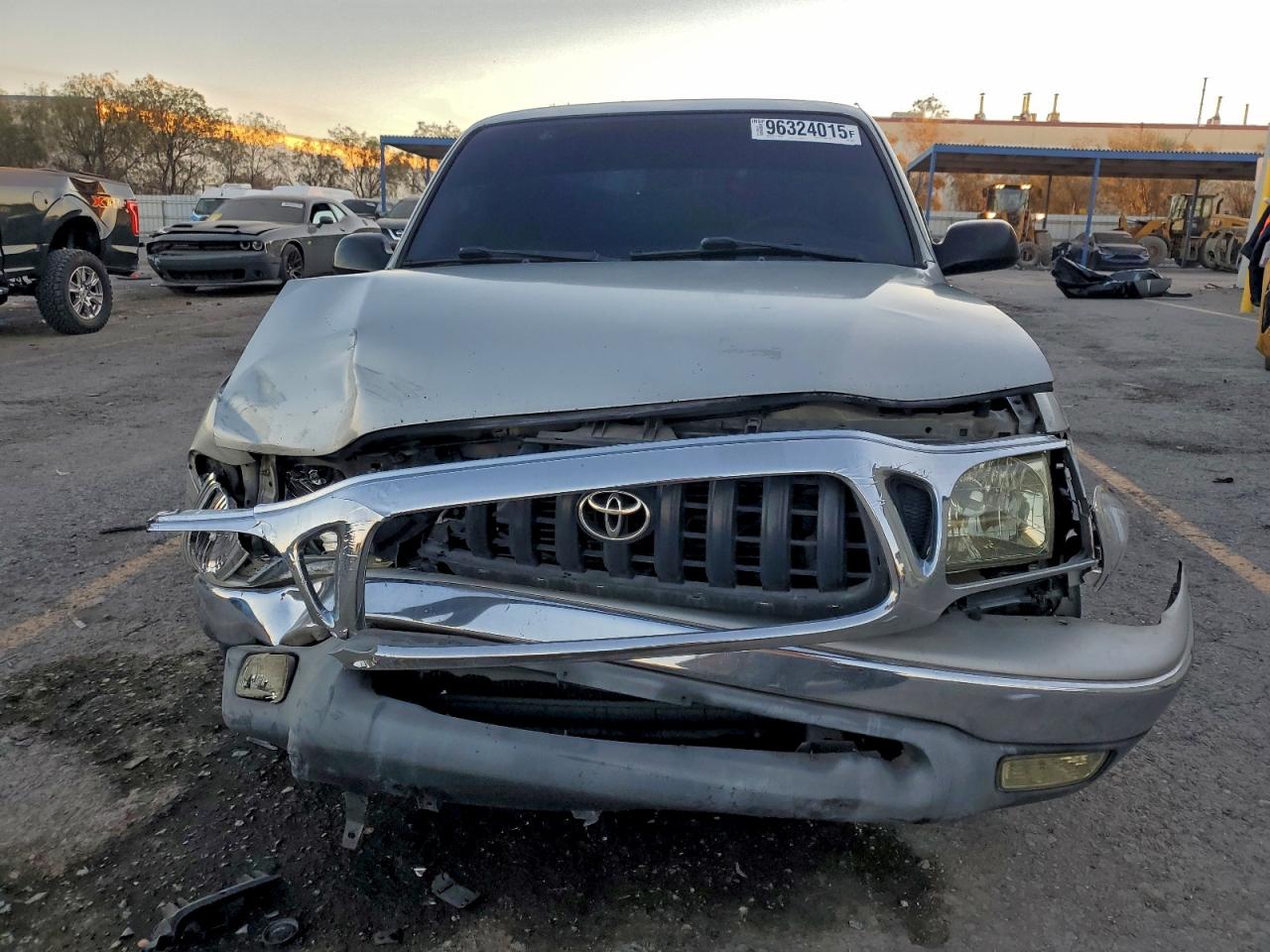 2002 TOYOTA TACOMA BASE photo 5