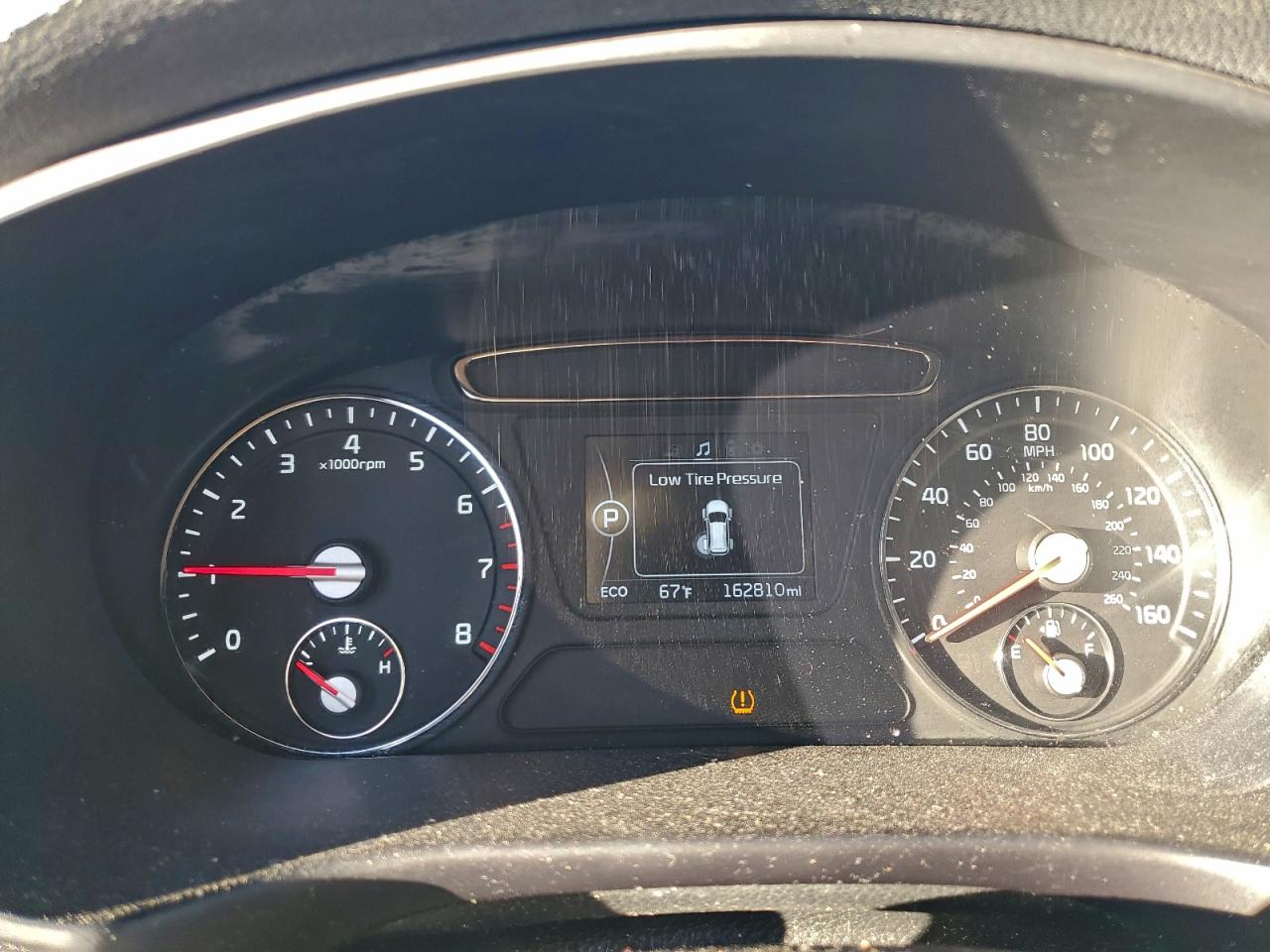2016 KIA SORENTO LX photo 9