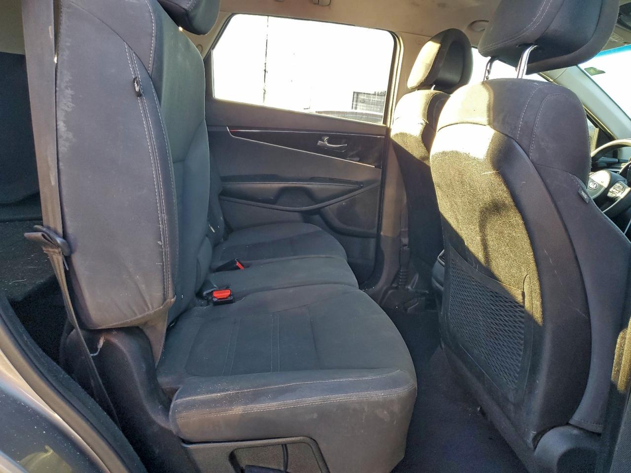 2016 KIA SORENTO LX photo 11