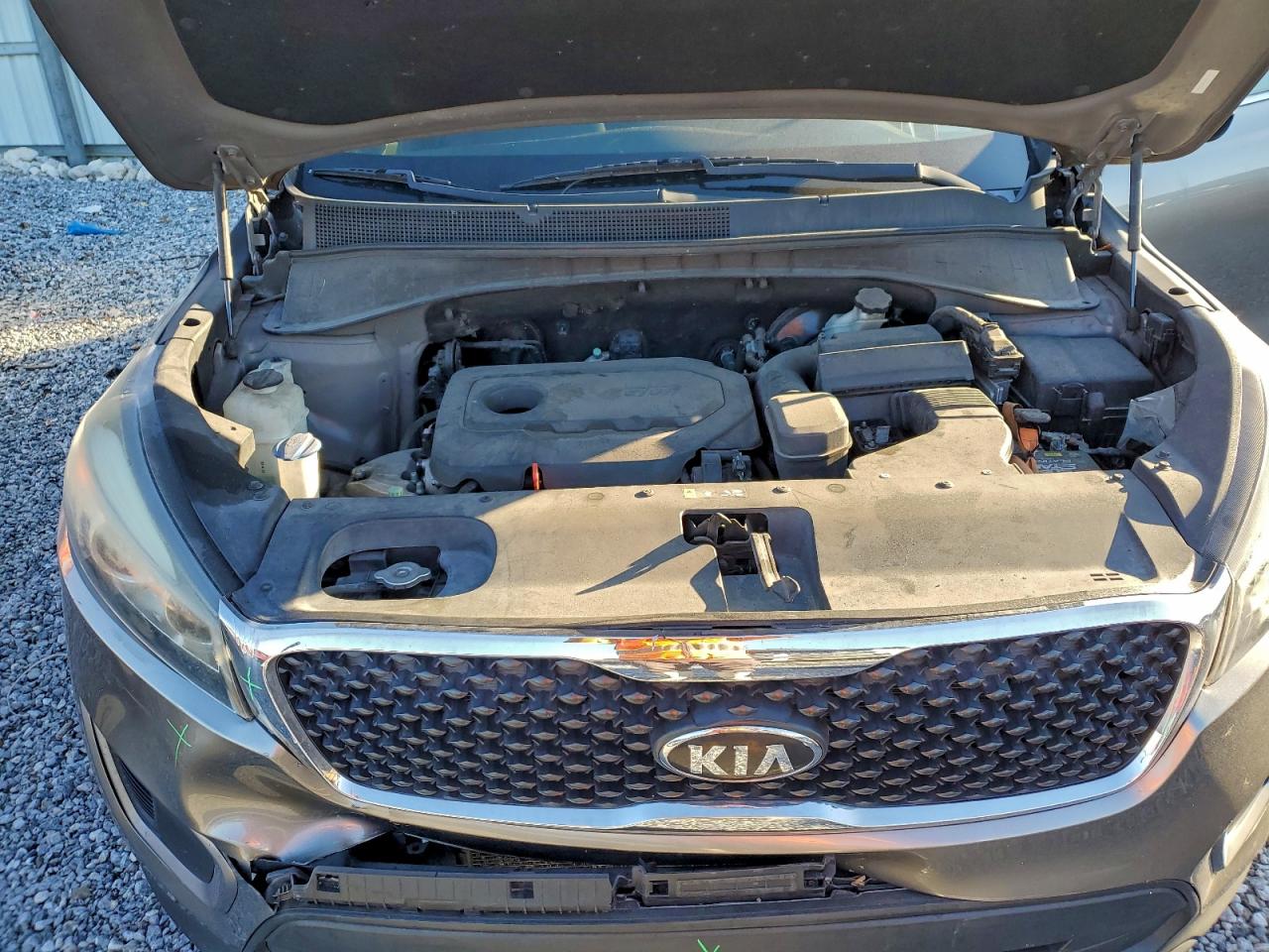2016 KIA SORENTO LX photo 12