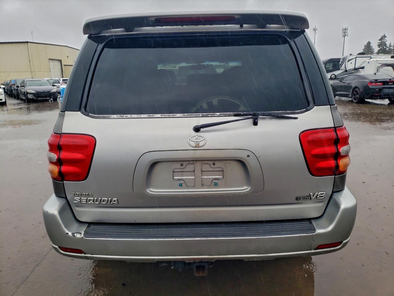 2004 TOYOTA SEQUOIA LIMITED photo 6