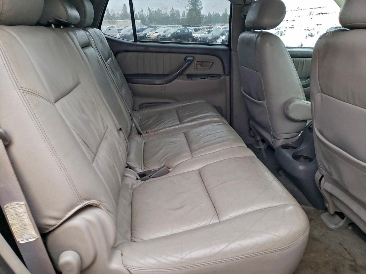 2004 TOYOTA SEQUOIA LIMITED photo 10