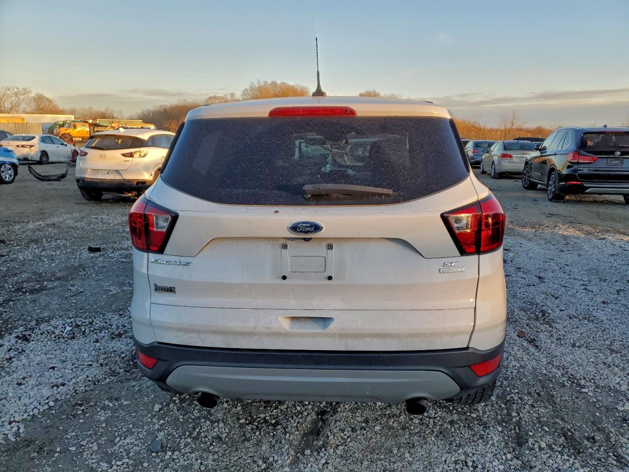 2019 FORD ESCAPE SE photo 11