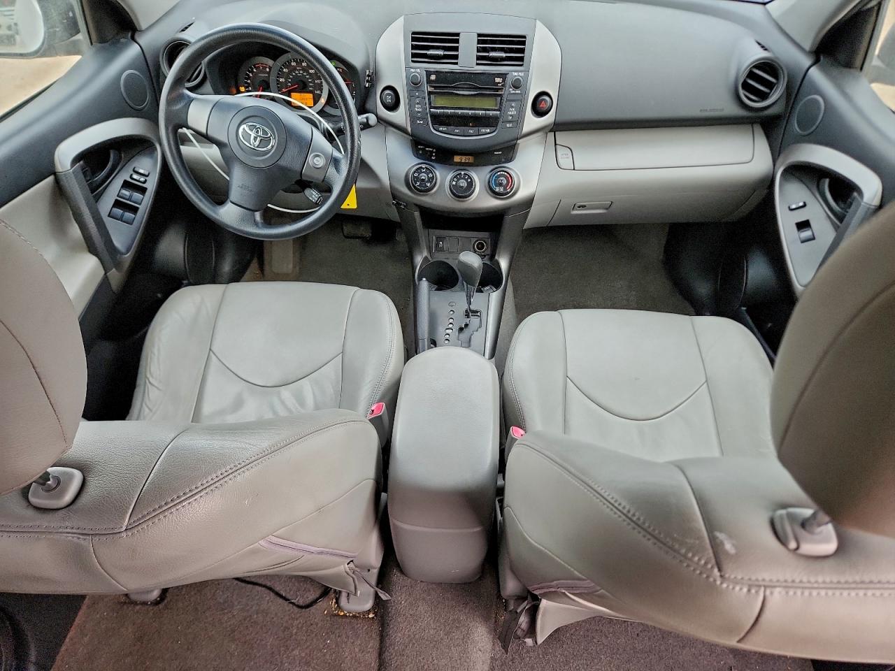 2010 TOYOTA RAV4 photo 15