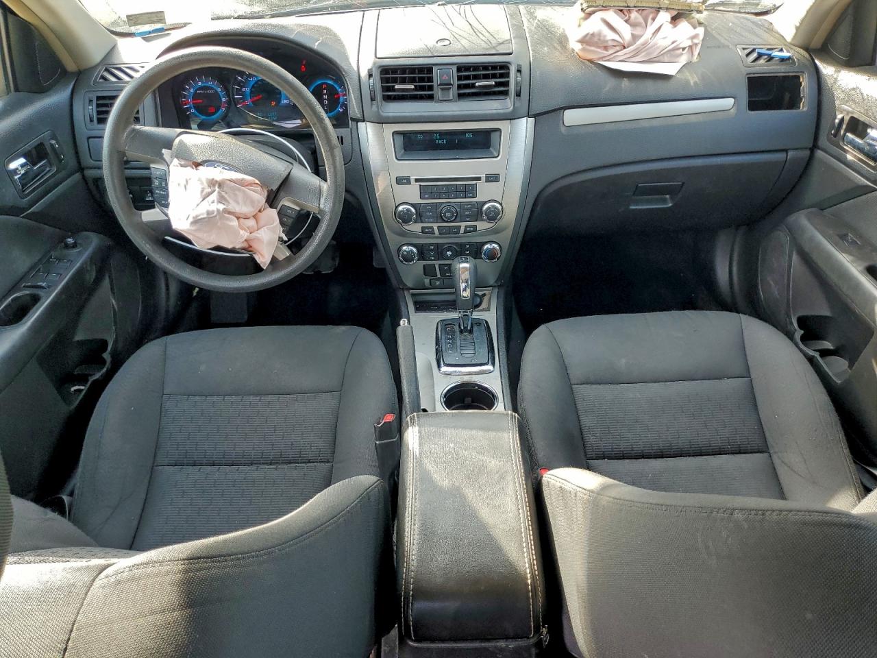 2012 FORD FUSION SE photo 29