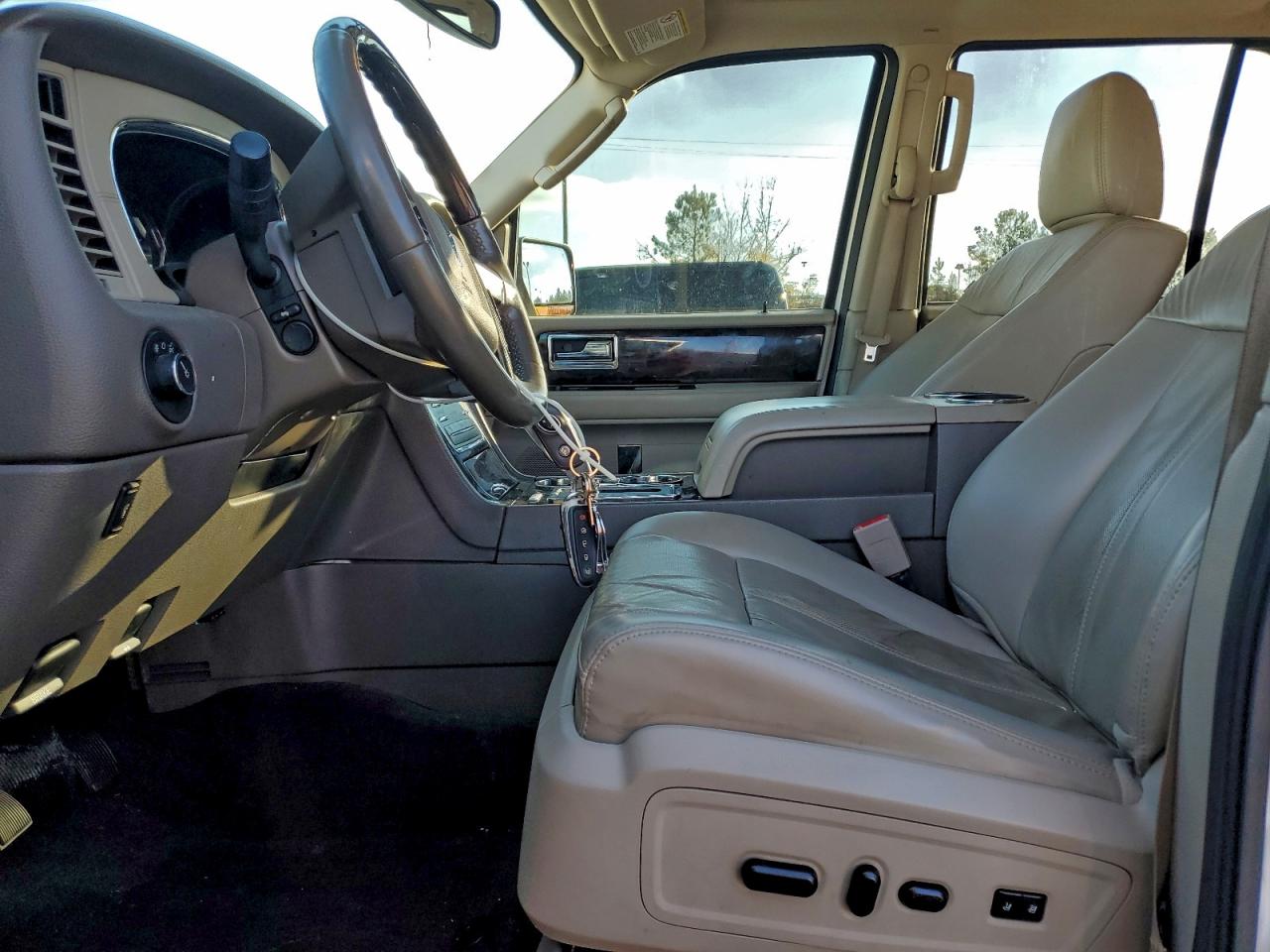 2017 LINCOLN NAVIGATOR SELECT photo 7