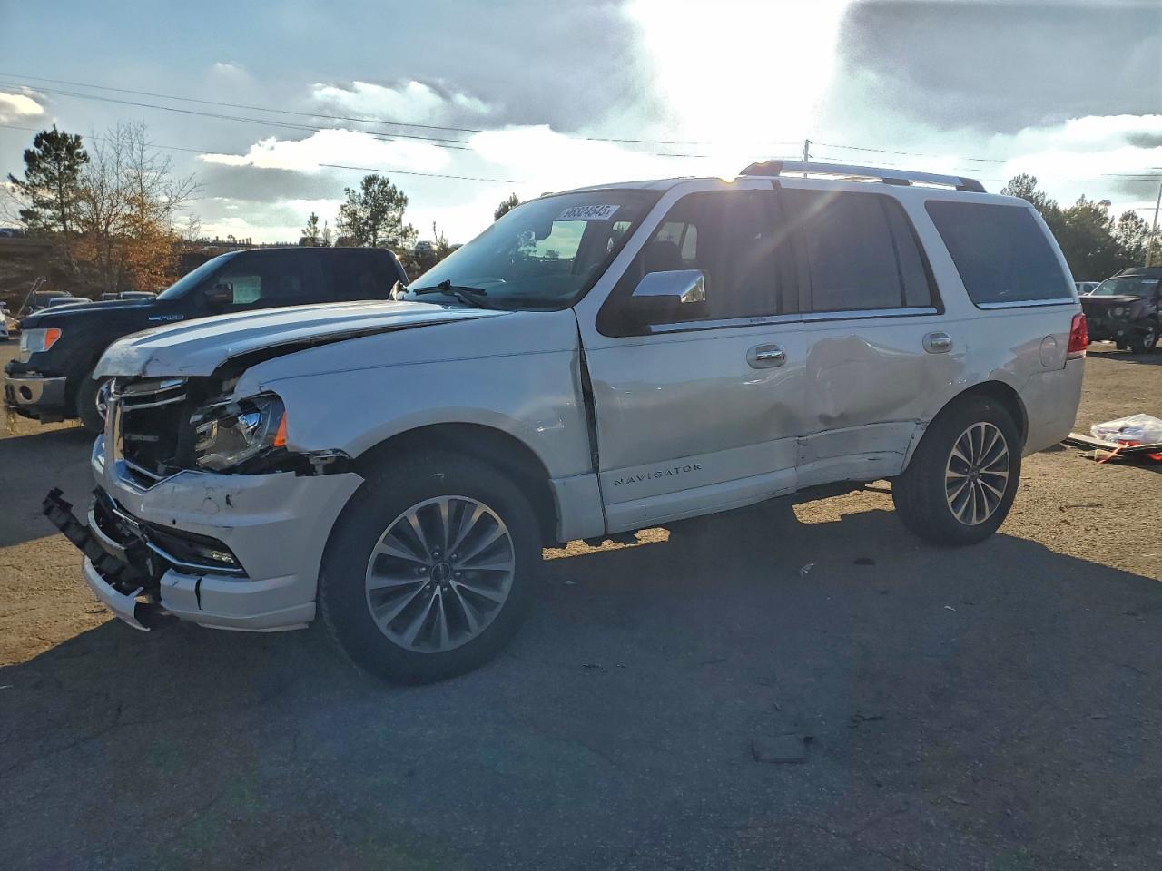 2017 LINCOLN NAVIGATOR
