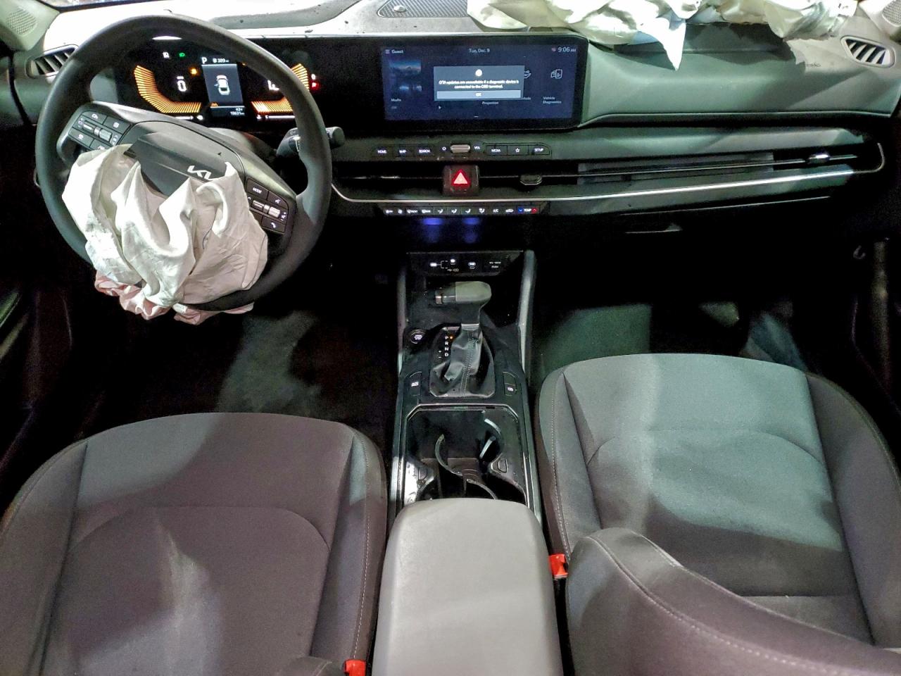 2025 KIA K4 LX photo 8