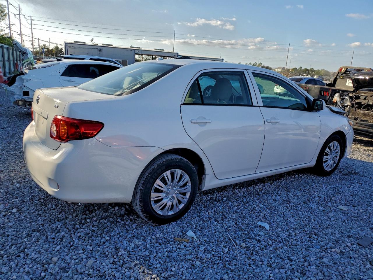 2010 TOYOTA COROLLA BASE photo 3
