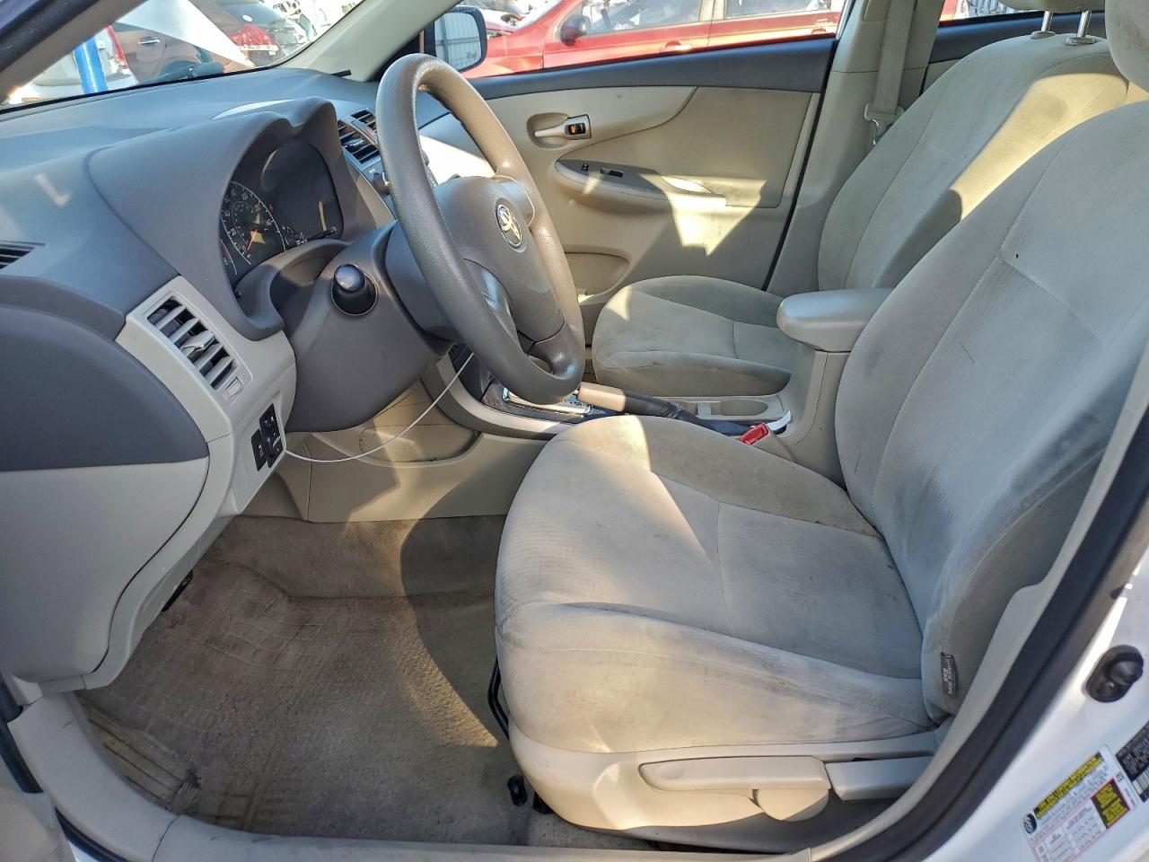 2010 TOYOTA COROLLA BASE photo 7