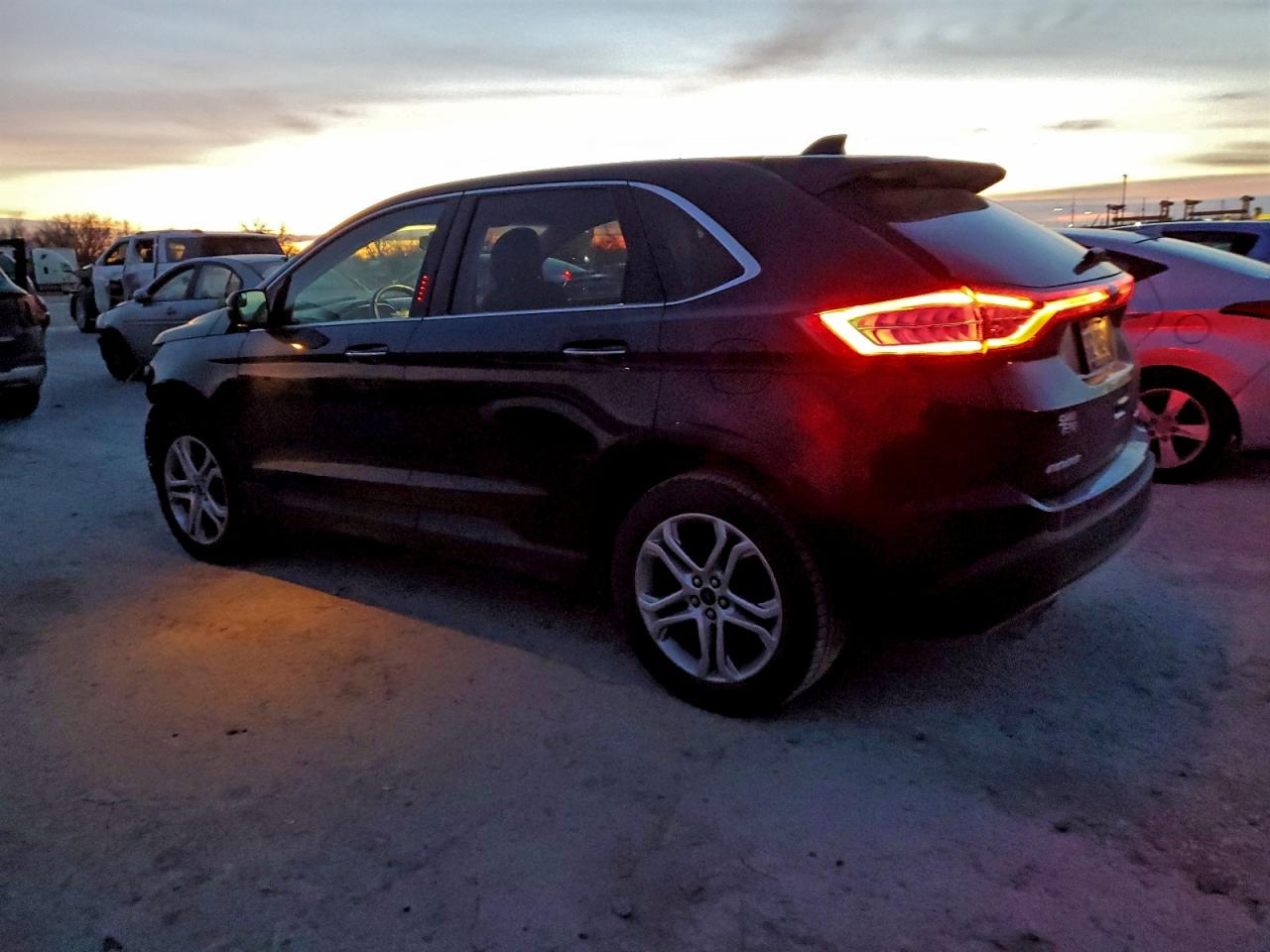 2018 FORD EDGE TITANIUM photo 3