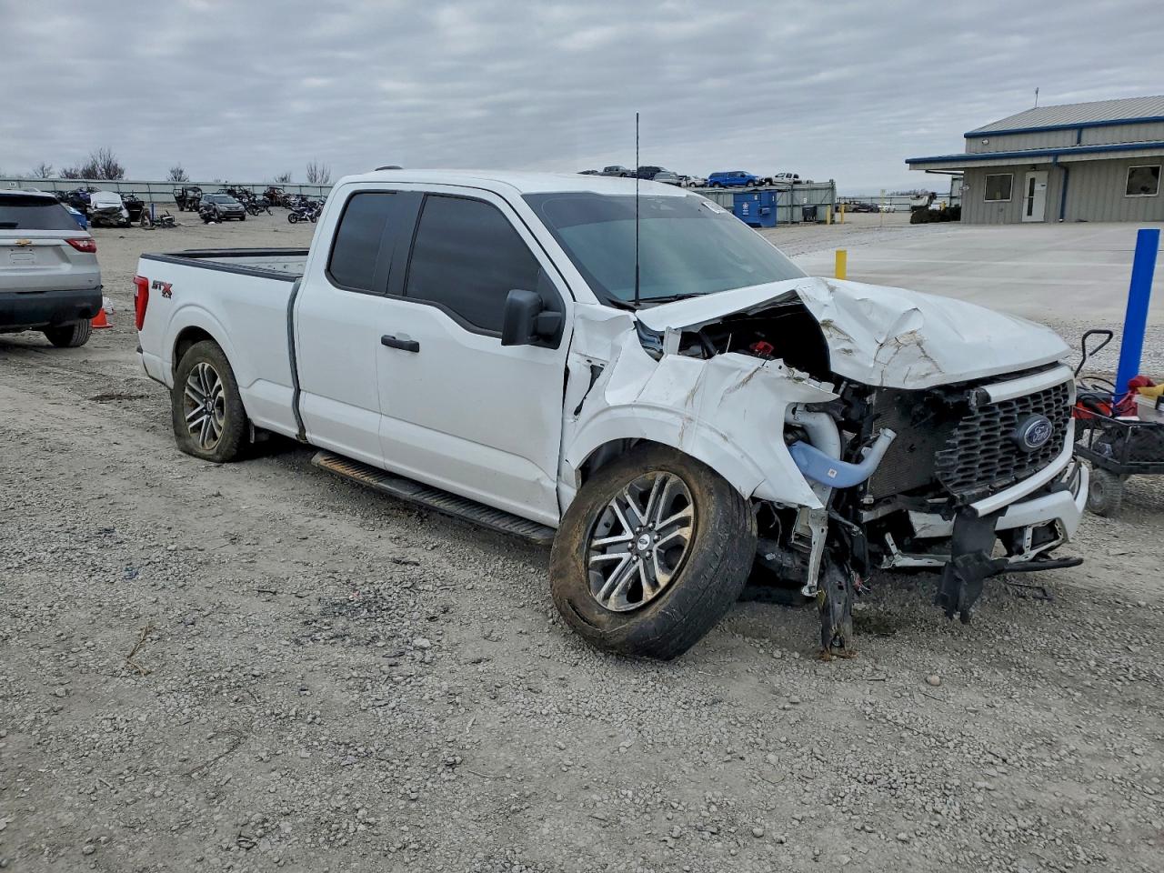 2023 FORD F150 SUPER CAB photo 4
