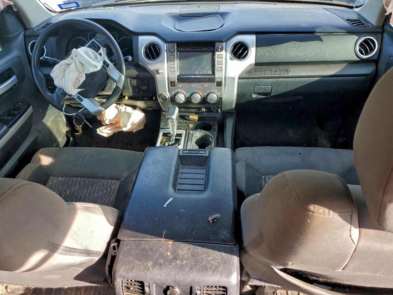 2018 TOYOTA TUNDRA CREWMAX SR5 photo 8