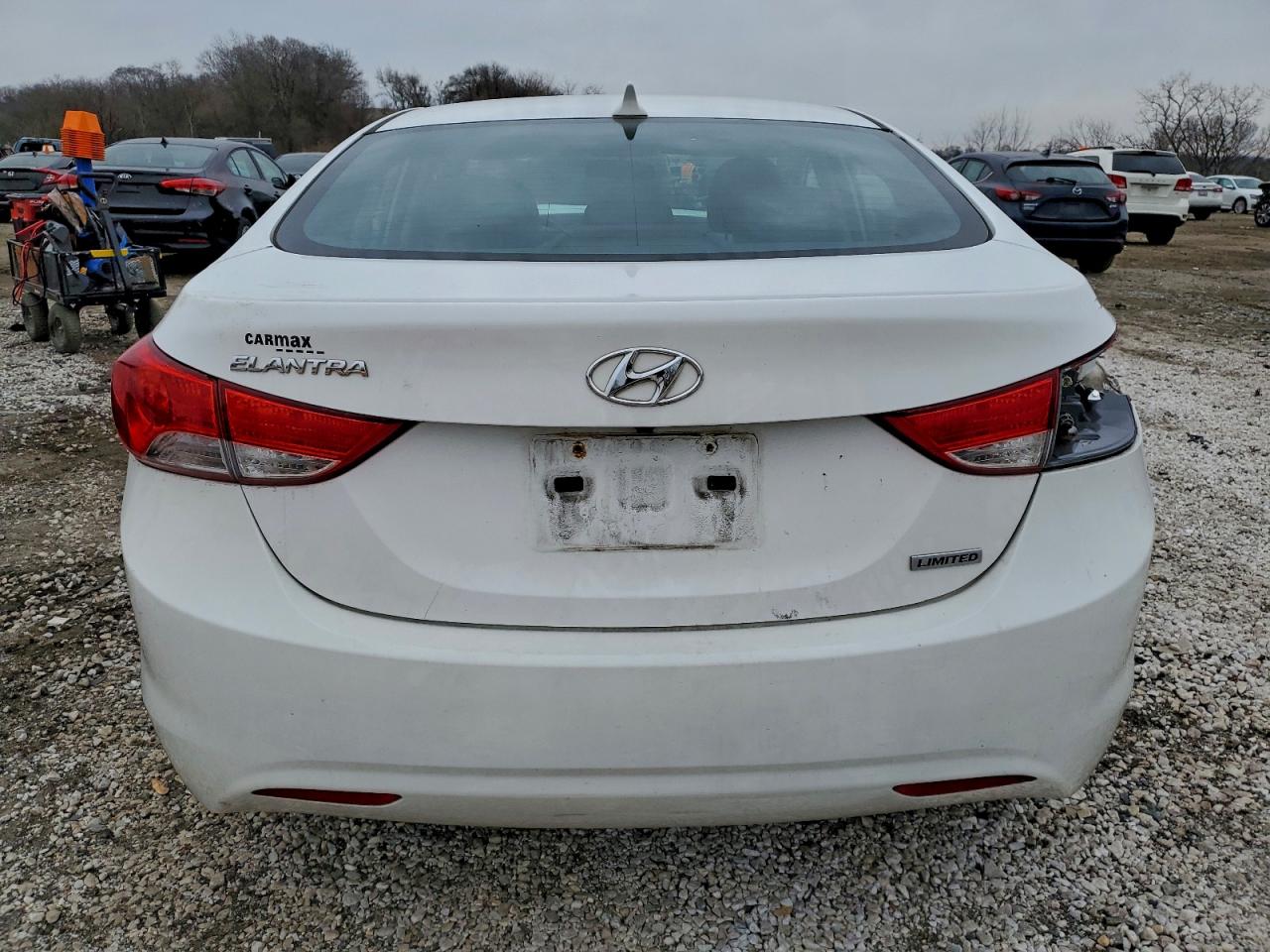 2013 HYUNDAI ELANTRA GLS photo 6