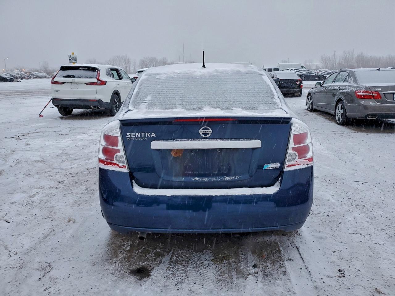 2011 NISSAN SENTRA 2.0 photo 6