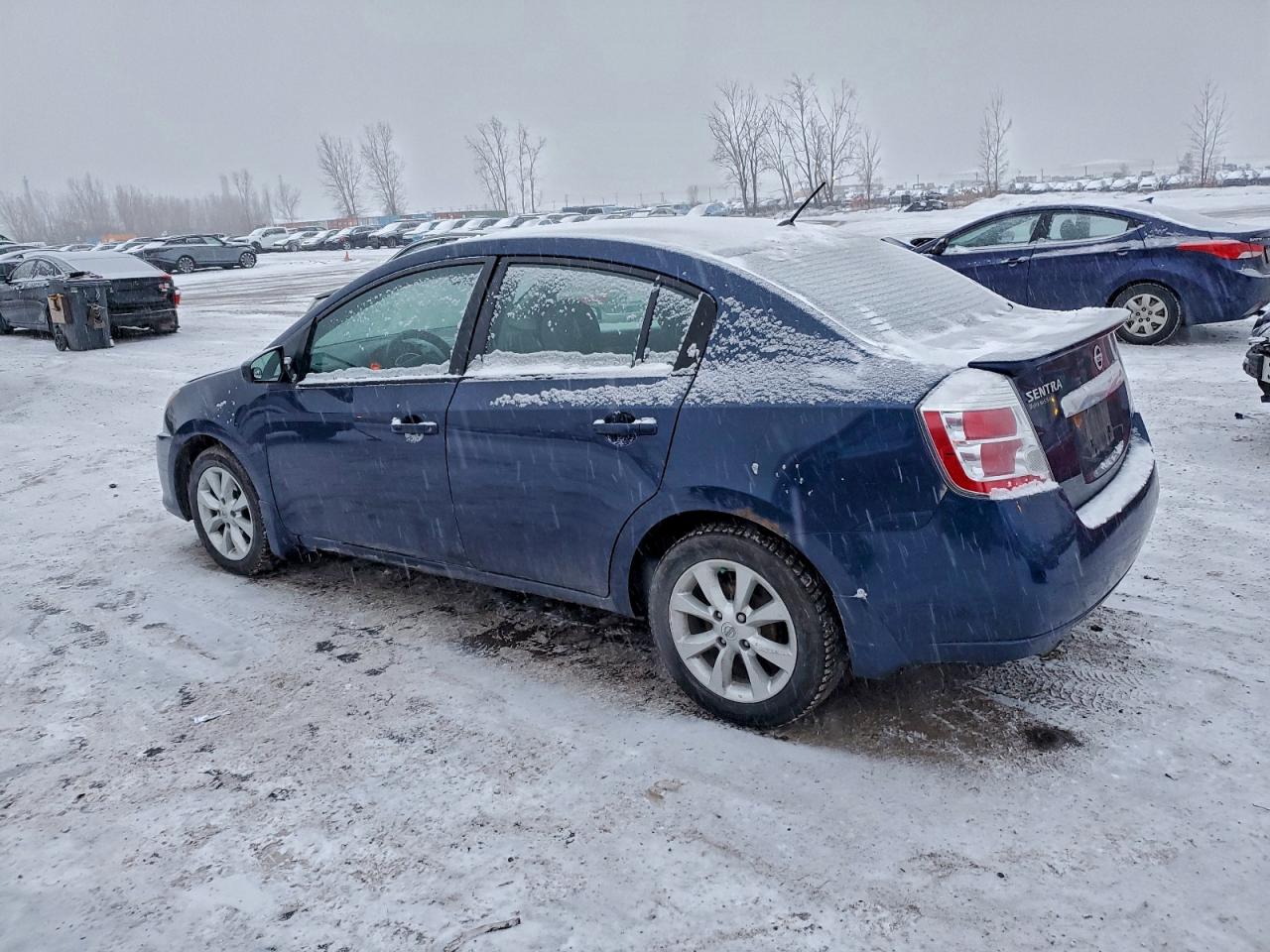 2011 NISSAN SENTRA 2.0 photo 2
