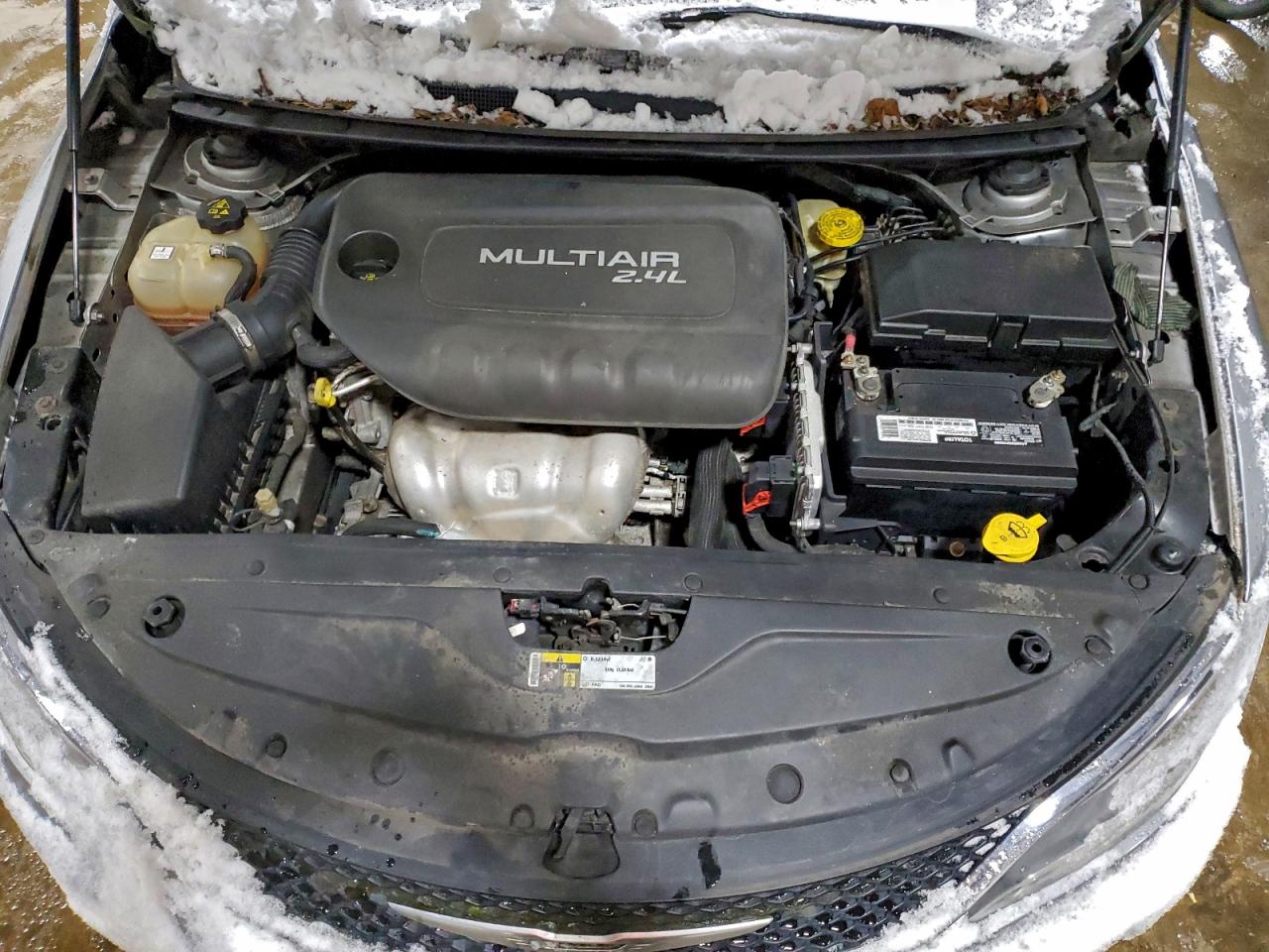 2015 CHRYSLER 200 LIMITED photo 11