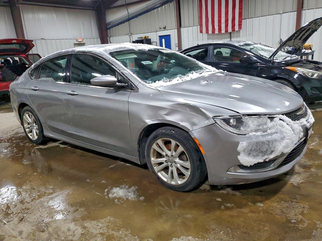 2015 CHRYSLER 200 LIMITED photo 4