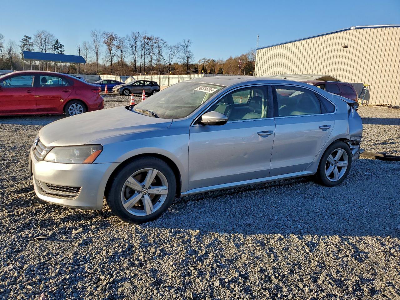 2012 VOLKSWAGEN PASSAT