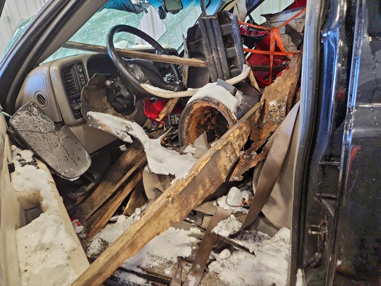 2002 GMC YUKON photo 7